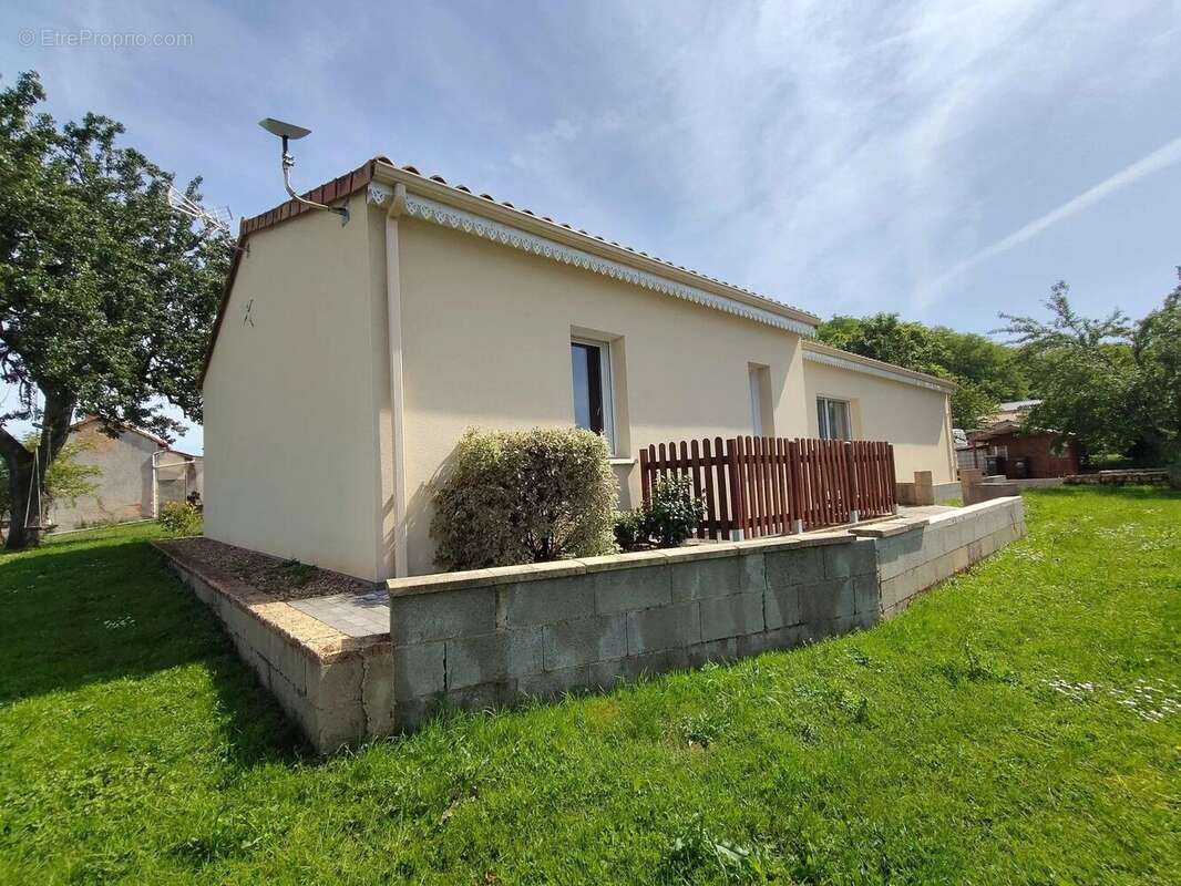 Vente Maison Civaux(86320) 184 434ï¿œ - photo 4