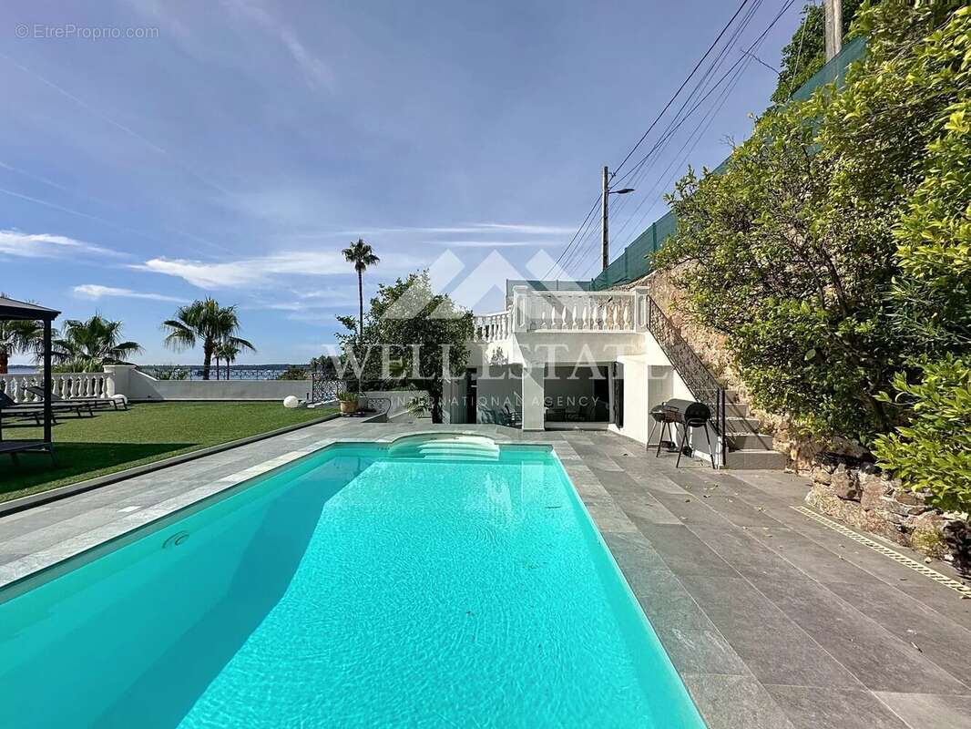 Villa avec piscine - vue mer panoramique - à pieds de la mer - photo 18