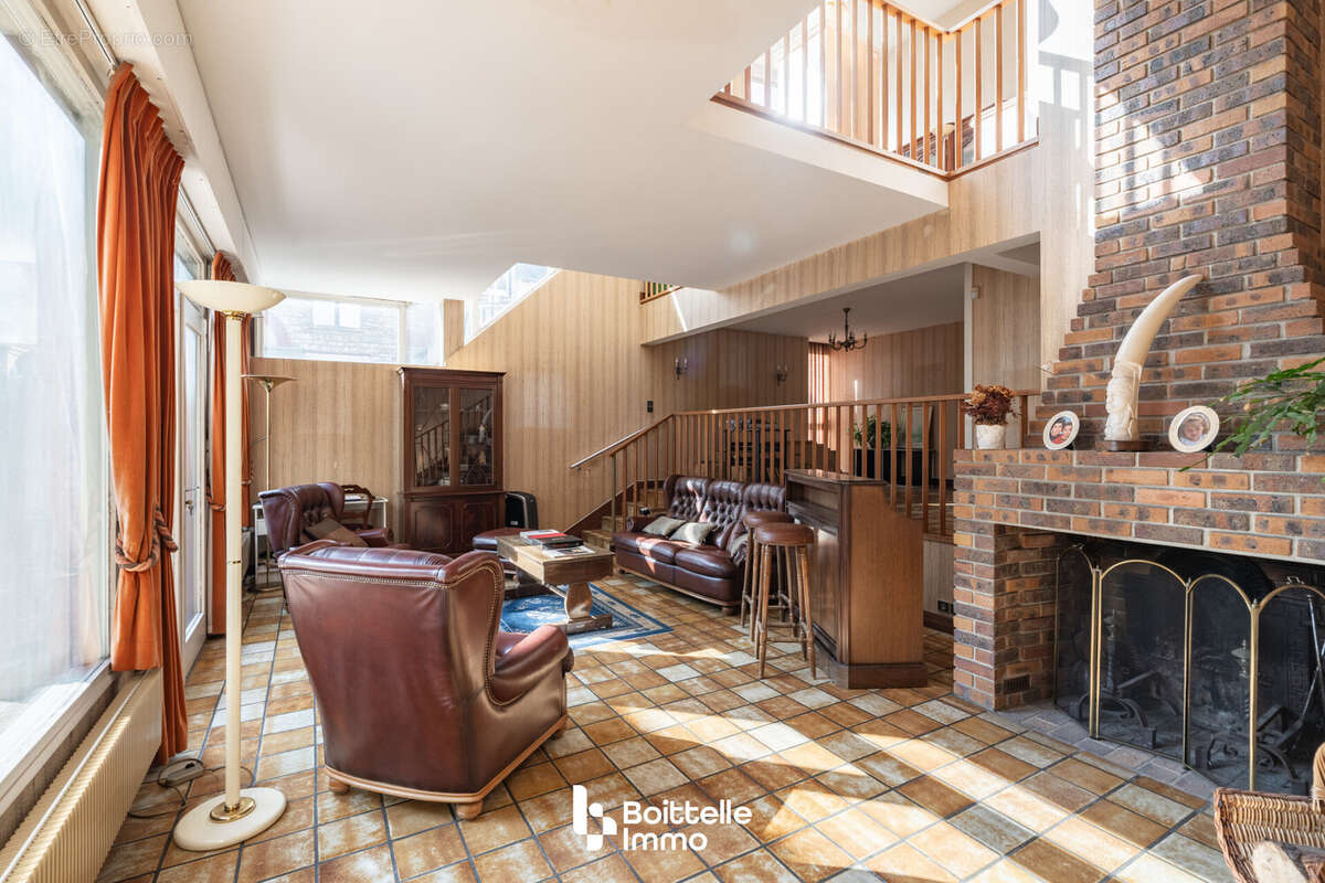 Maison à FONTAINEBLEAU