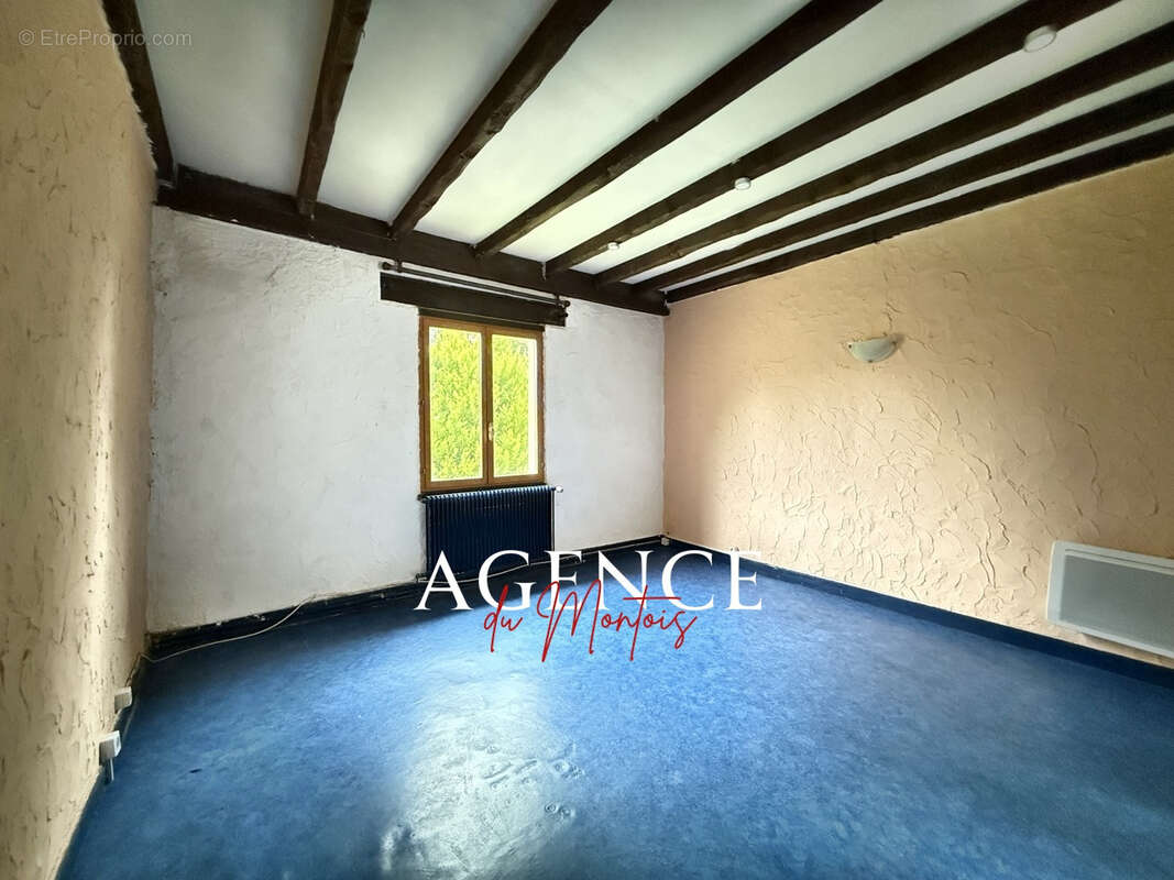 Maison à DONNEMARIE-DONTILLY