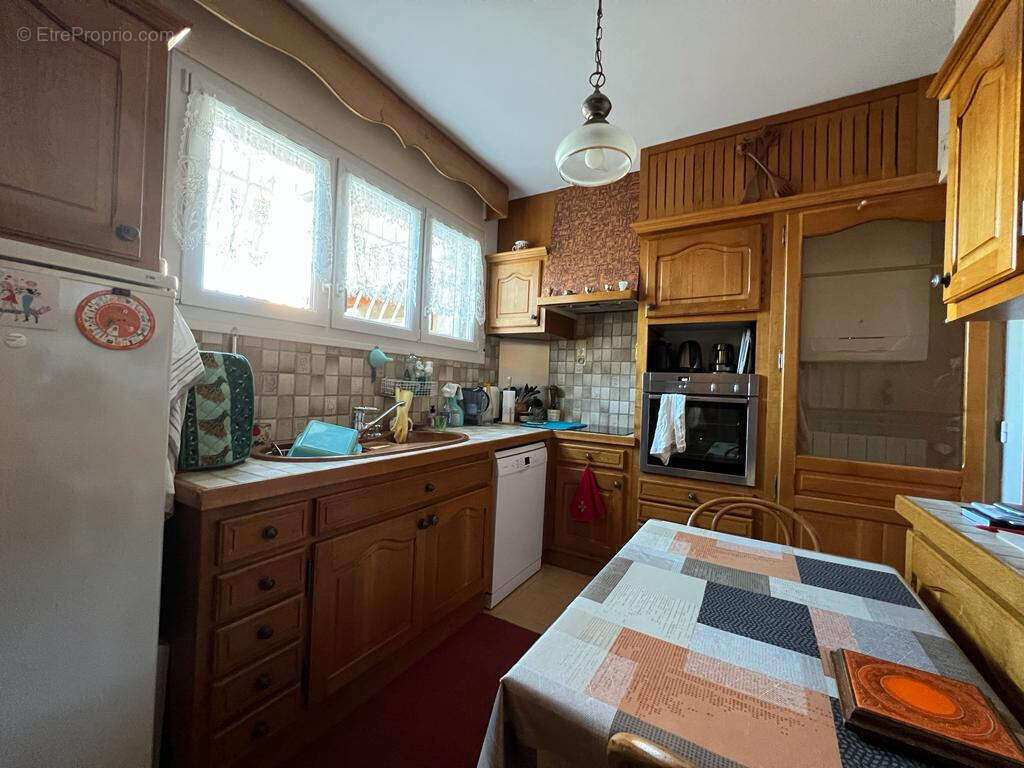 Maison à BAGNOLS-SUR-CEZE