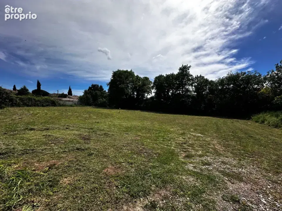 Terrain 1055 m² à Puget-Sur-Argens  - photo 2