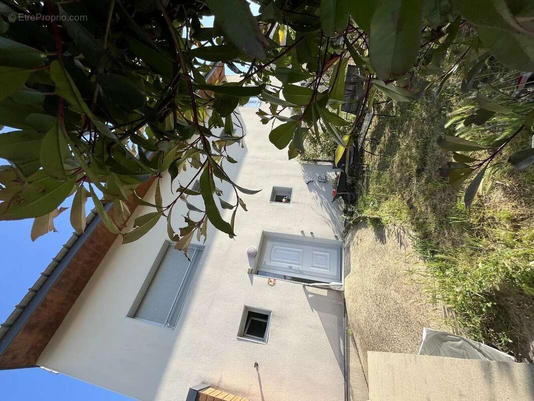 Maison à JACOU