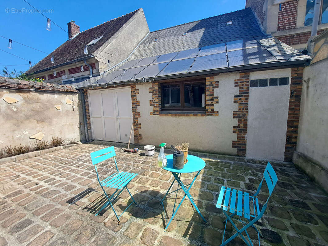 Maison à NEUILLY-EN-THELLE