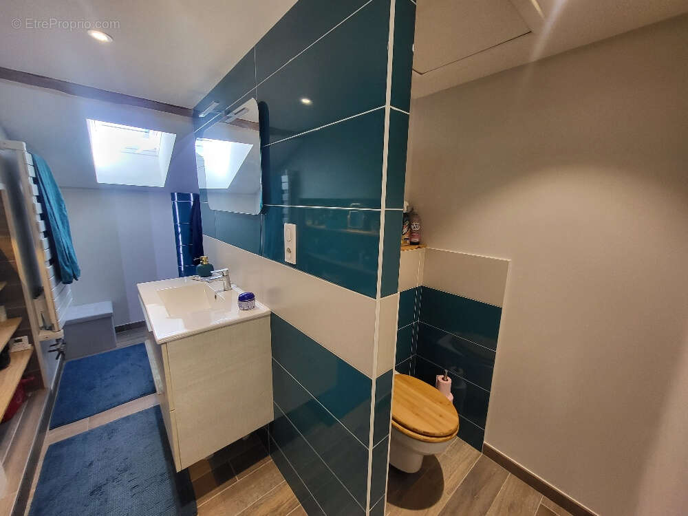 Maison à PONT-DE-VEYLE