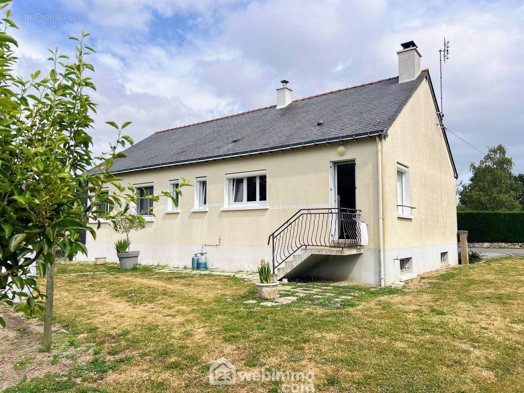 Maison familiale de 114 m² dans un environnement paisible en campagne de Chalonnes sur Loire. - Maison à CHALONNES-SUR-LOIRE