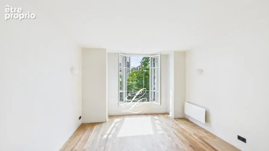 Appartement 61 m² à Paris-15e  - photo 2