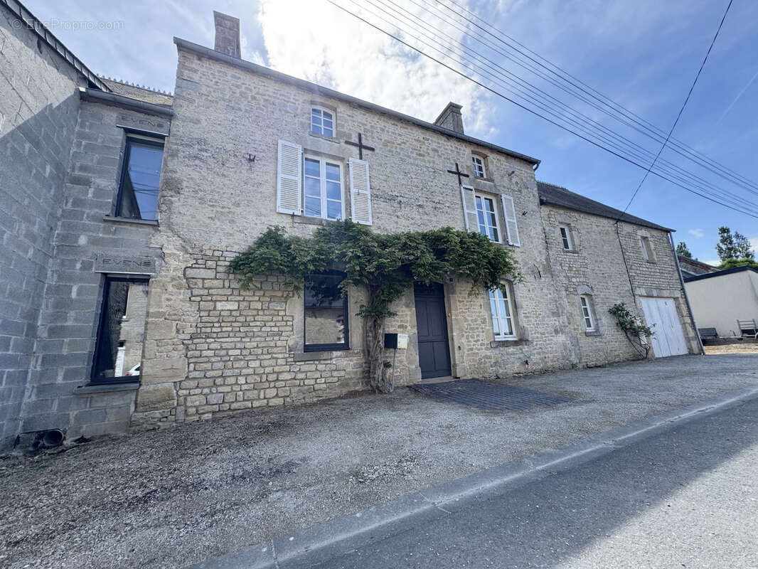 Maison à SAINTE-MERE-EGLISE