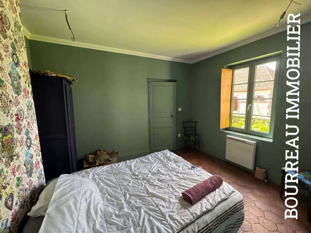 Maison à CEZY