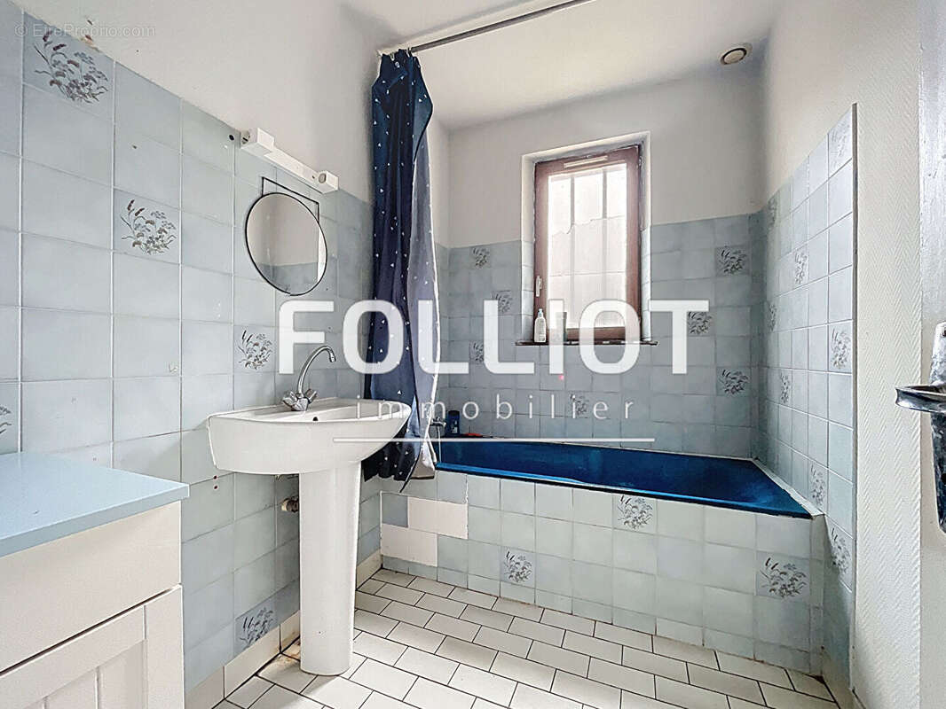 Maison à QUETTREVILLE-SUR-SIENNE