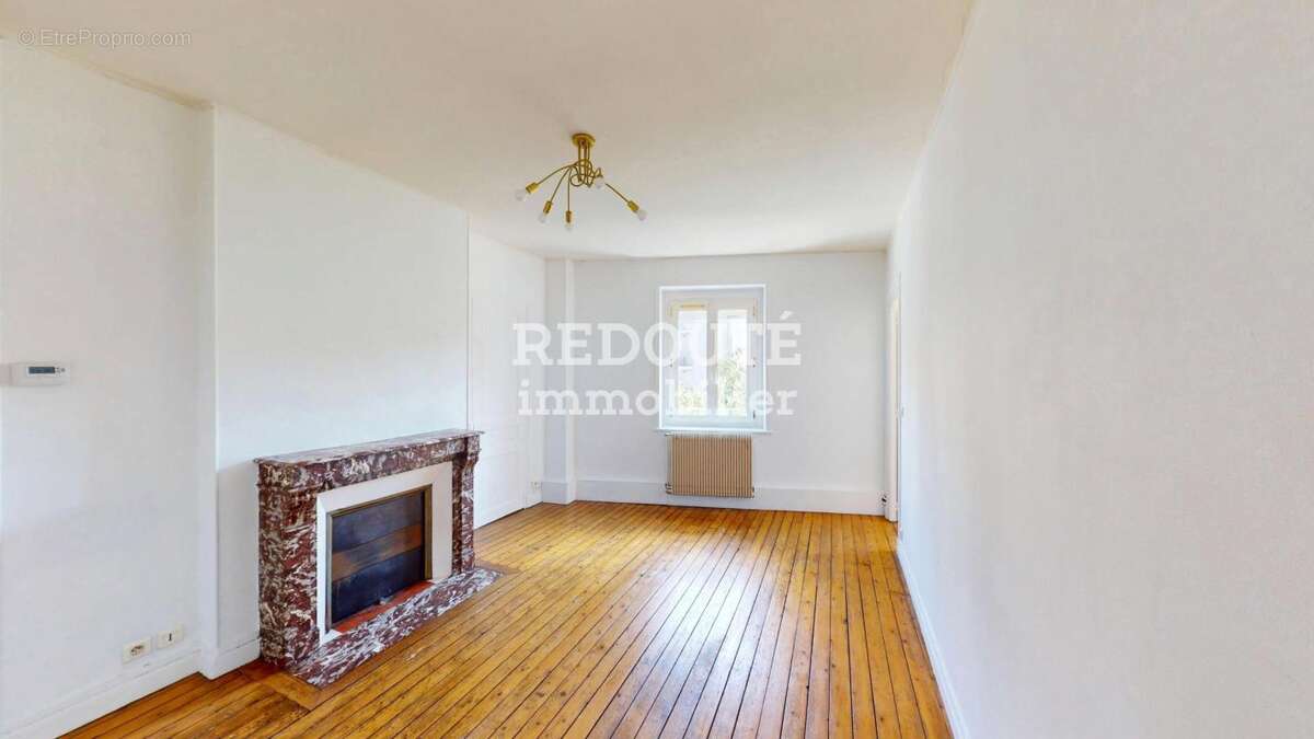 A vendre a reims secteur av jean jaures f2 bis - photo 2