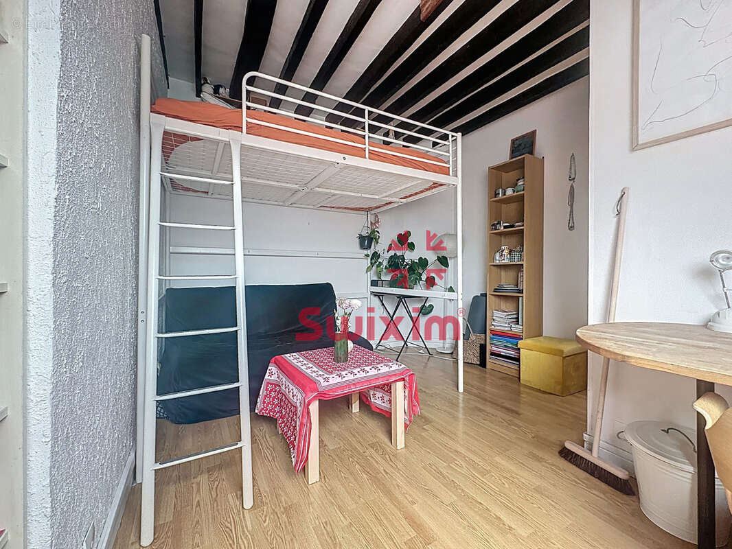 Appartement à PARIS-11E