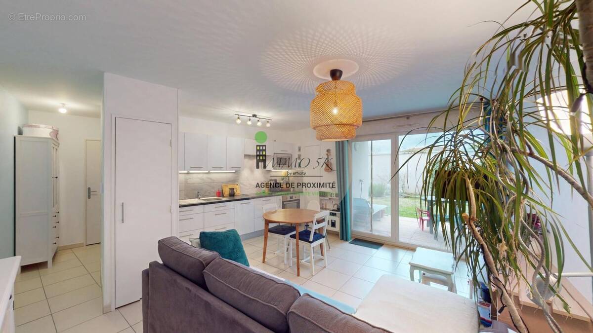 Appartement à RILLIEUX-LA-PAPE