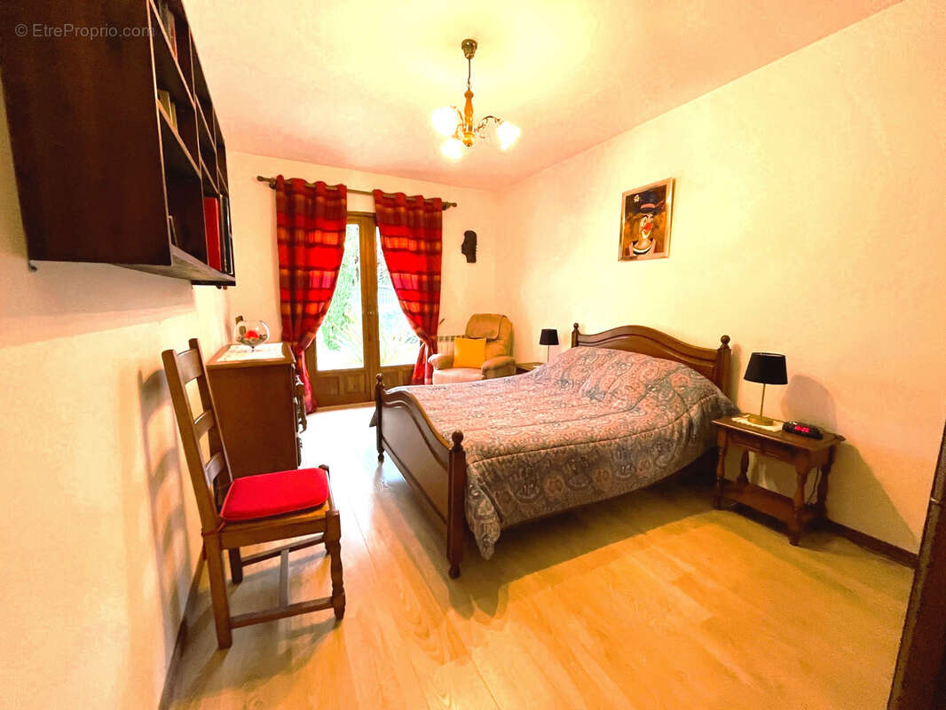 Maison à MESCHERS-SUR-GIRONDE