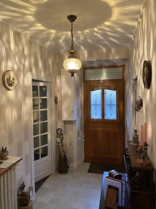 Maison à CHATEAUNEUF-LA-FORET