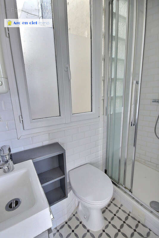 Appartement à PARIS-3E