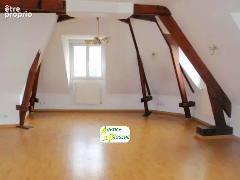 GRAND APPARTEMENT  au 3ème  avec ascenseur ... - photo 2