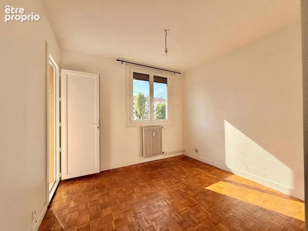 Appartement À Vendre - photo 7