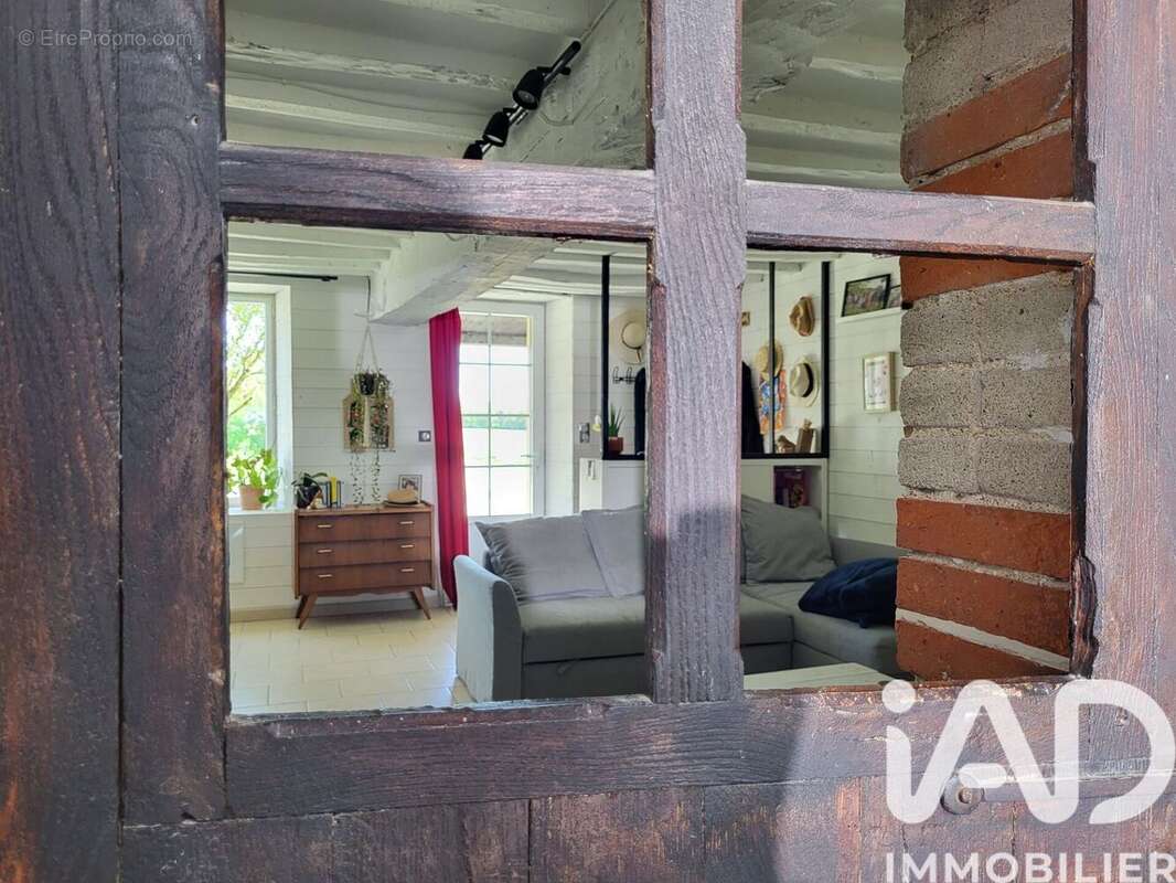 Photo 3