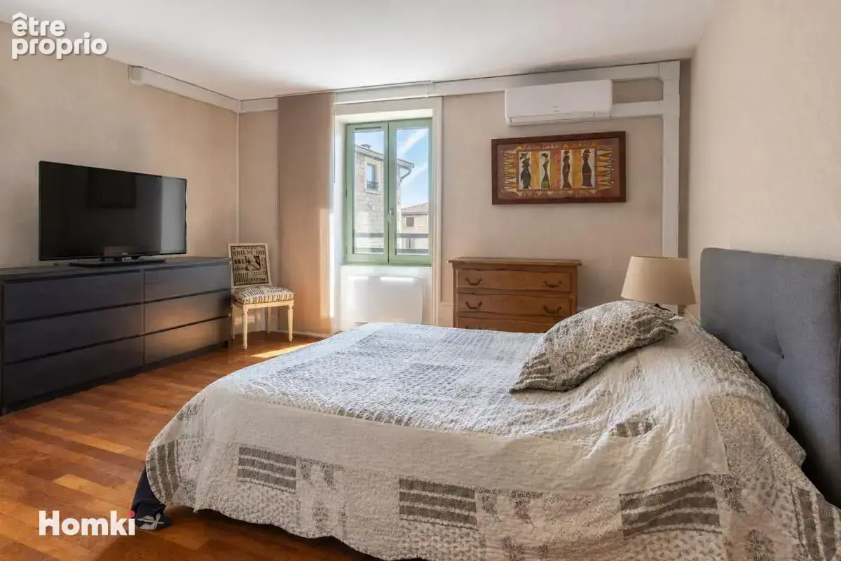 Maison de ville T5 de 215 m² à Lucenay 69480 - photo 12