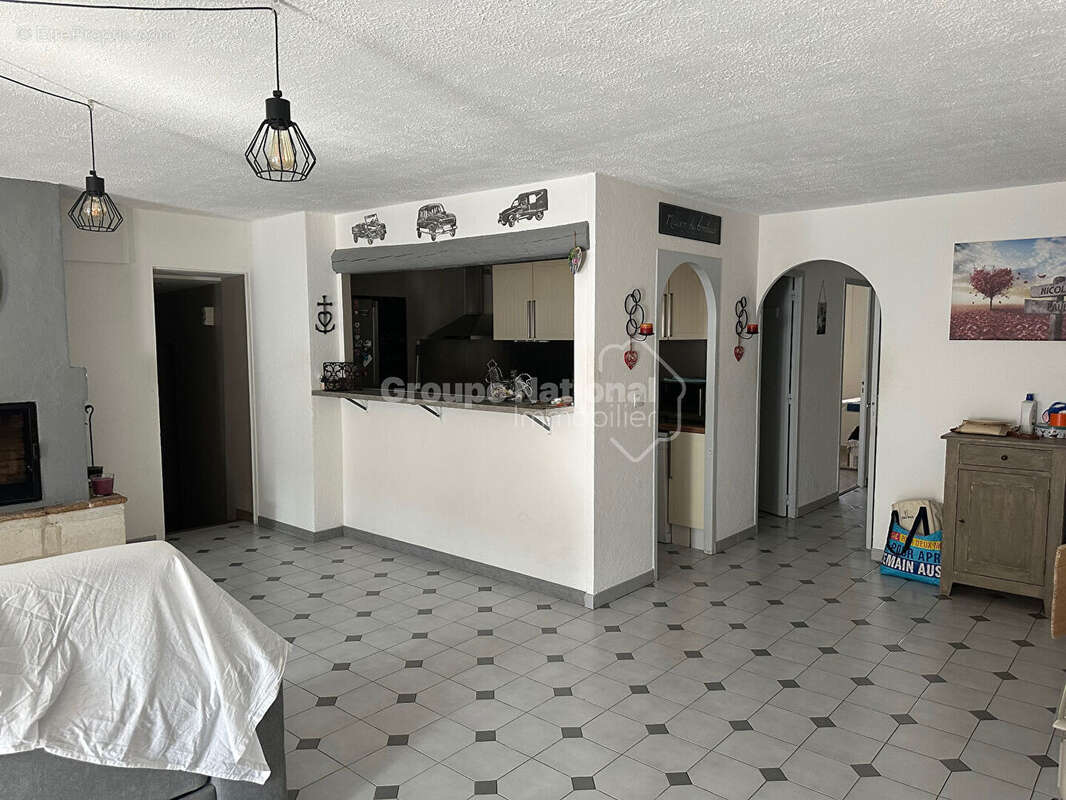 A vendre Maison T5 à Saint Gilles - photo 4