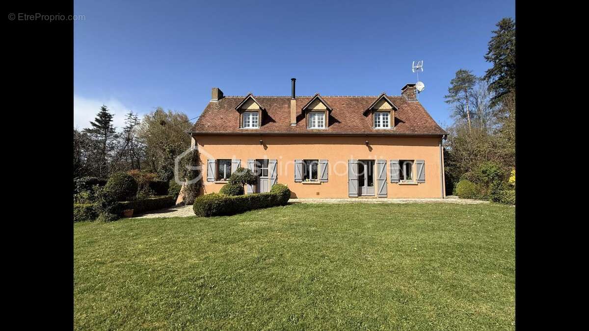 Maison à ECOMMOY