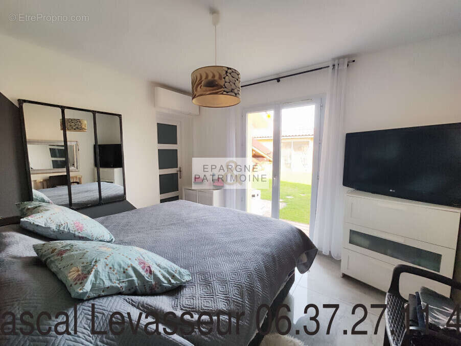 Maison 168 m² à Satolas-Et-Bonce  - photo 9