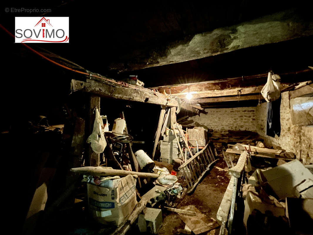 Au coeur d'un petit hameau, authentique maison de caractère indépendante, a rénover, avec terrain attenant - photo 30