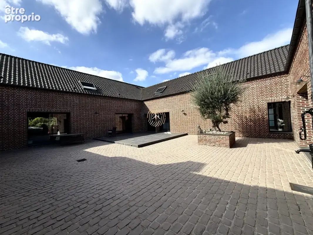 Photo Maison à Fenain au prix de 699 000€