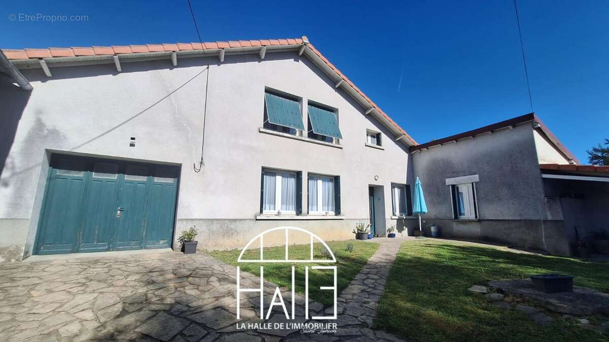 Maison à CHASSENON