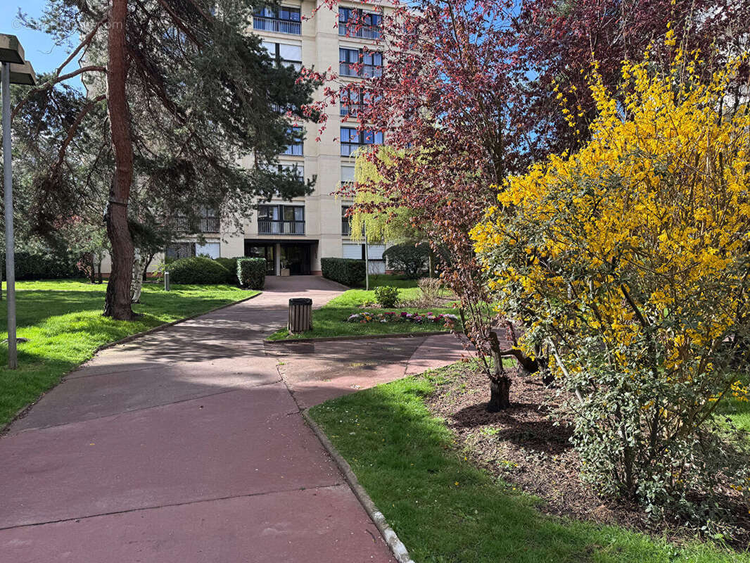 Appartement à RUEIL-MALMAISON