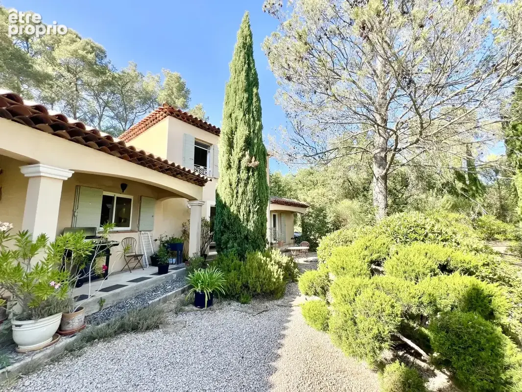 Villa d'architecte sur 5 350 m² de terrain avec piscine - photo 18