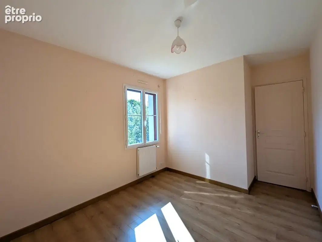Maison Dol-de-Bretagne ? Hyper-centre, 4 chambres, vie de plain-pied, garage et terrain - photo 10