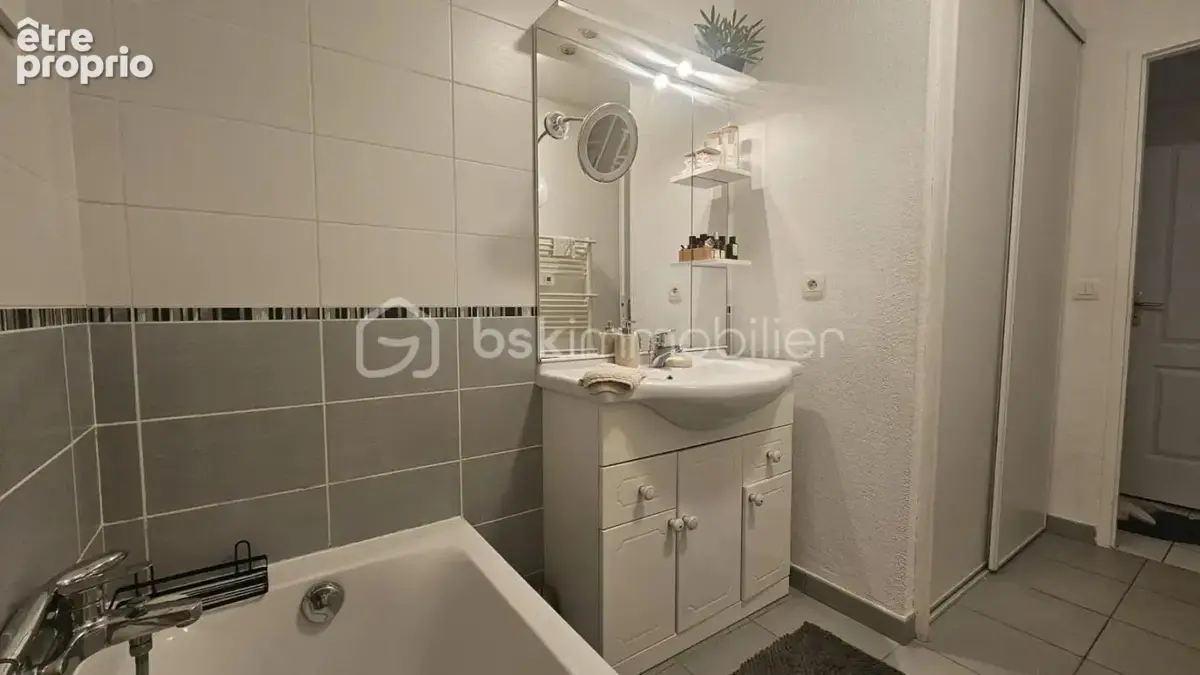 La Trinité – Villa avec vue dégagée, belles terrasses et garage triple - photo 12