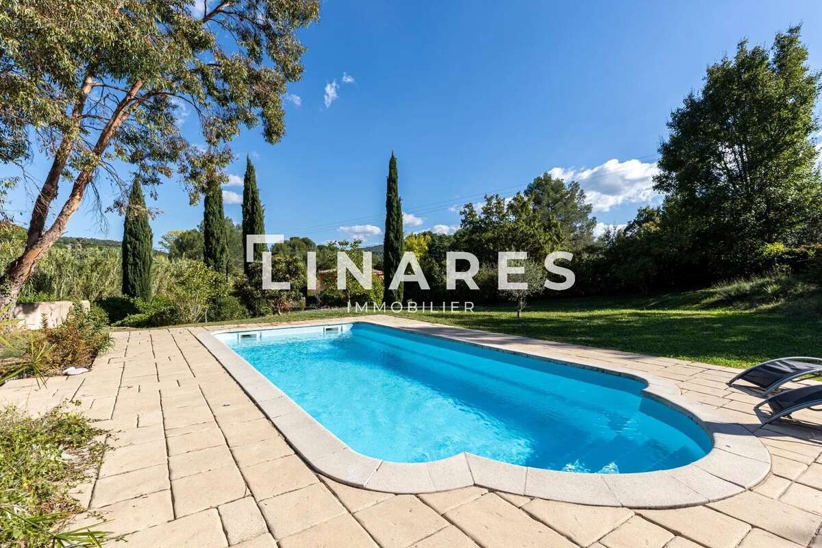 Maison à SAINT-ZACHARIE