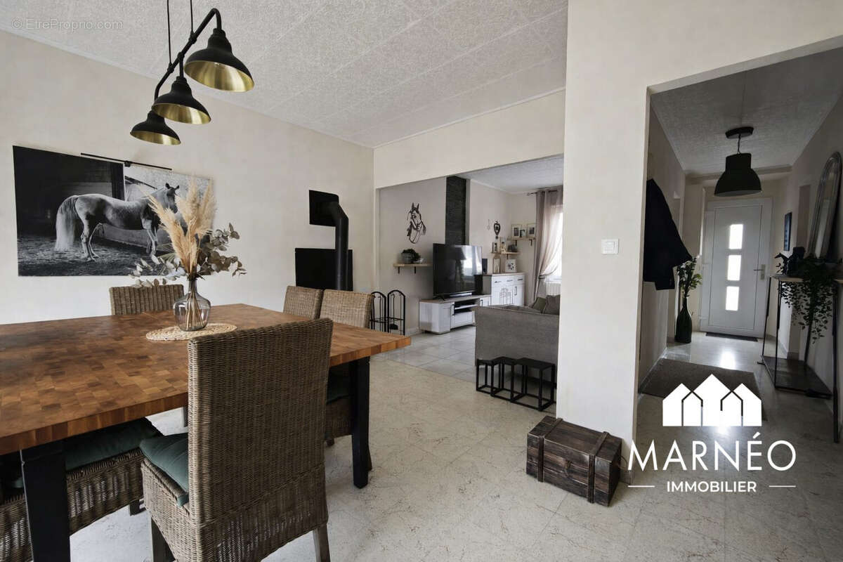 Maison à SOUAIN-PERTHES-LES-HURLUS