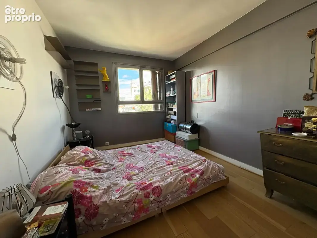 Paris 18e – Ordener / Marcadet – 6ème étage avec ascenseur, balcon-terrasse et vue dégagée - photo 7