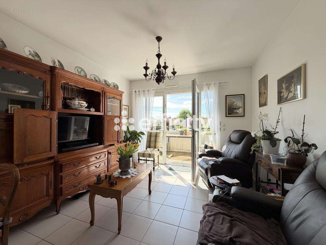 Appartement à PRINGY