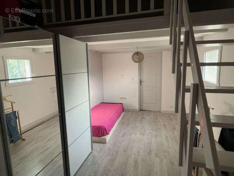 Maison à SOLLIES-PONT