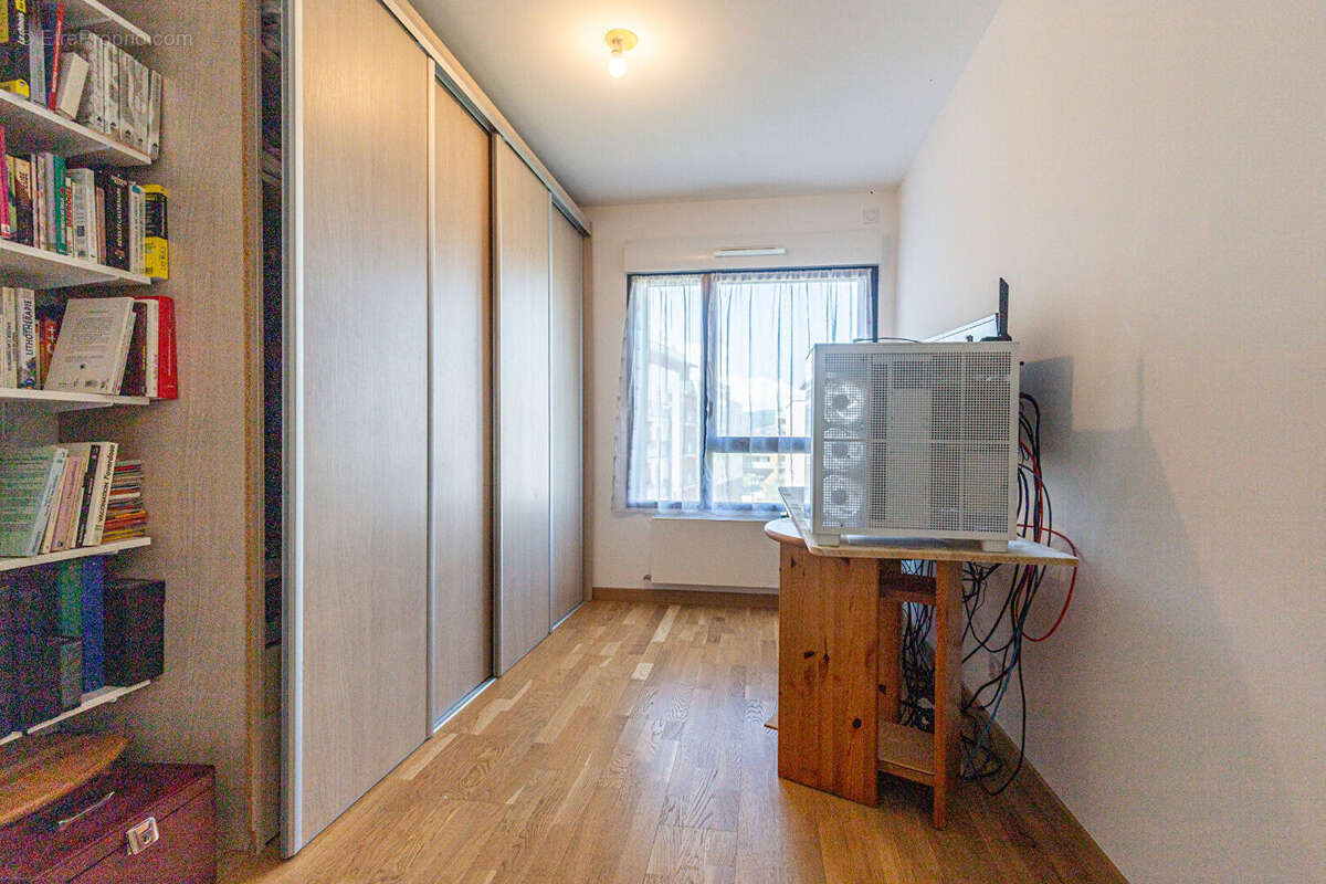 Agence immobiliere laforet - exclusivite - "lotus" - annecy - appartement traversant t4 de 81,93m² - cellier - garage en option  - photo 12