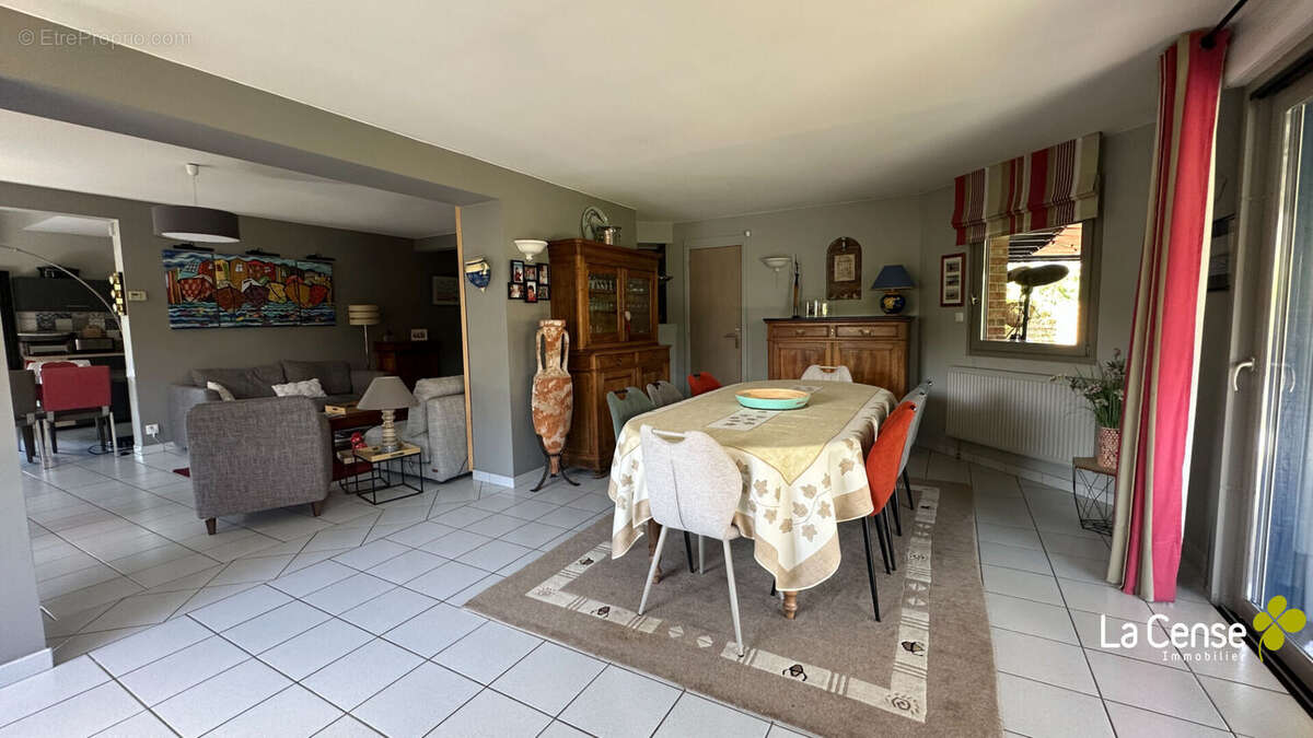 TRESSIN - Maison Familiale - 167m² habitables - photo 6