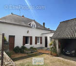 Maison à LA CHAPELLE-SAINT-LAUD