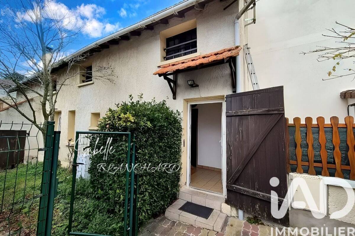 Photo 1 - Maison à DAMMARTIN-EN-GOELE