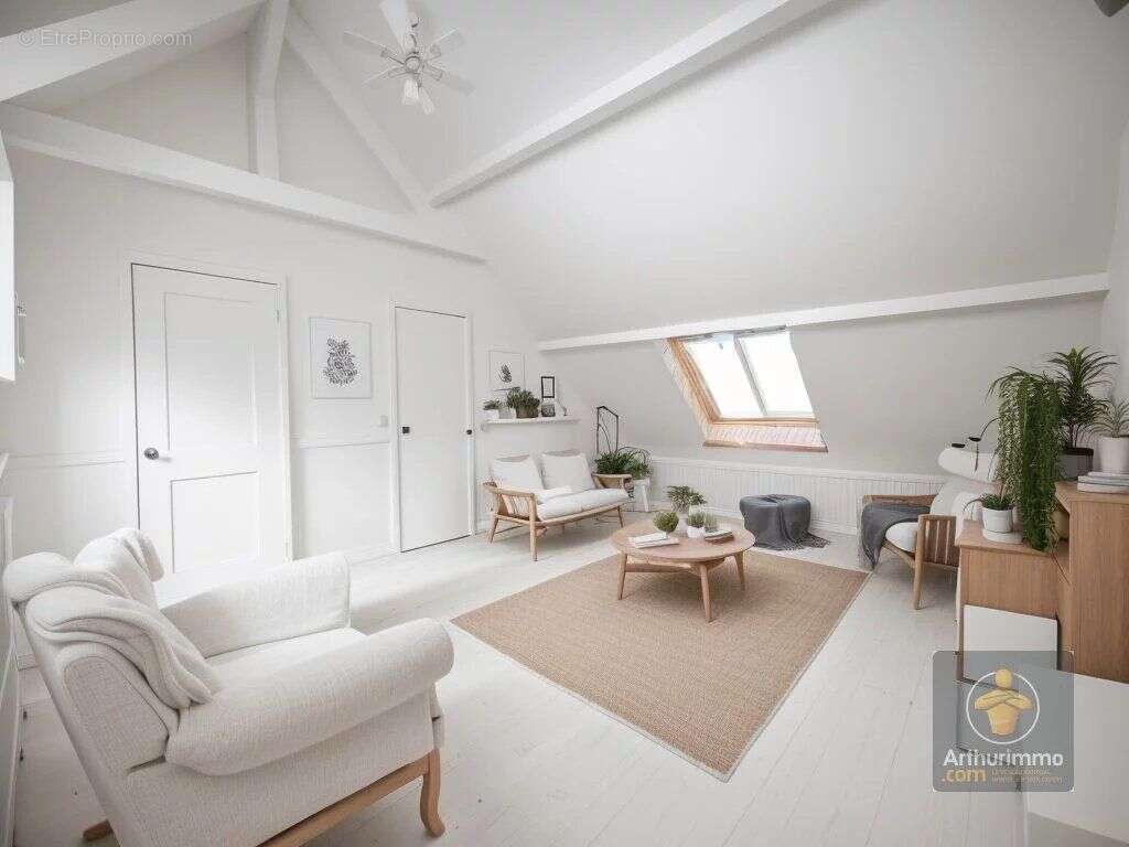 Maison à BOUSSY-SAINT-ANTOINE