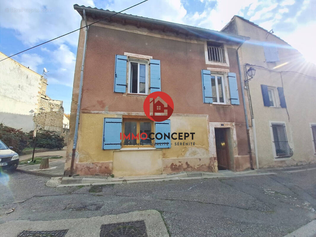 Maison à ROQUEMAURE