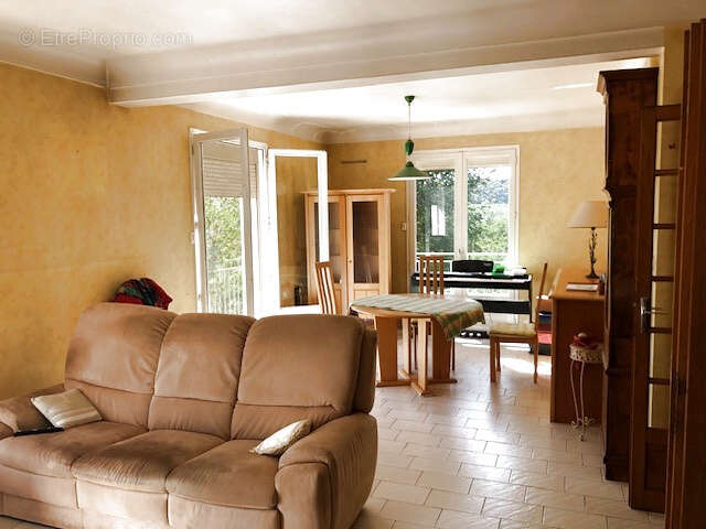 Maison à VILLEFRANCHE-DE-ROUERGUE