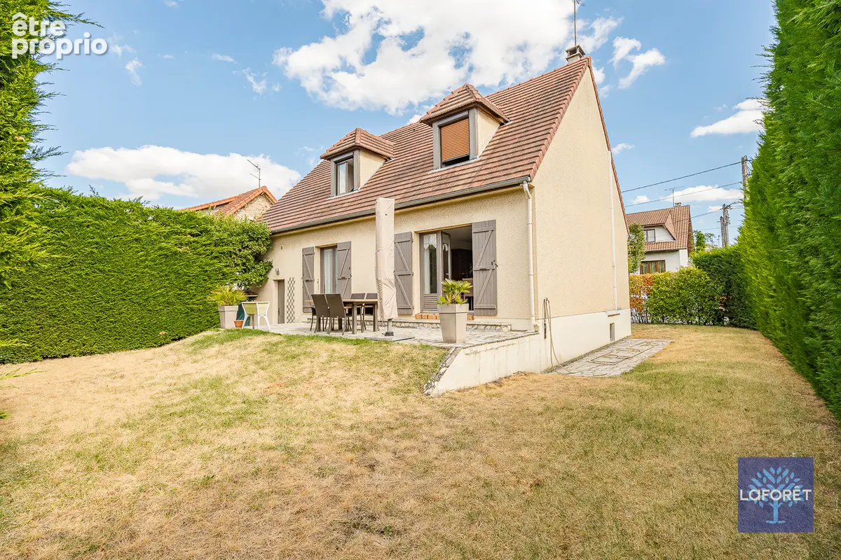 Maison Les Pavillons Sous Bois 6 pièce(s) 131 m2 - photo 2