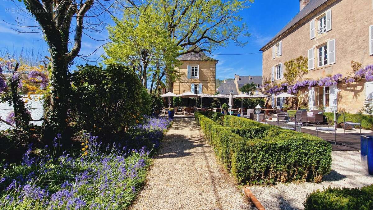 Hôtel de charme dans un cadre magnifique au bord de la rivière - photo 5