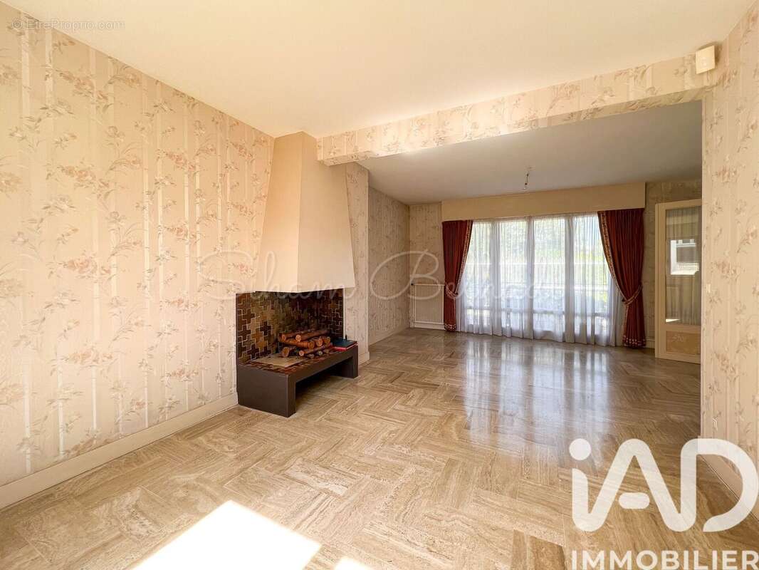 Photo 5 - Maison à SAINT-MAUR-DES-FOSSES