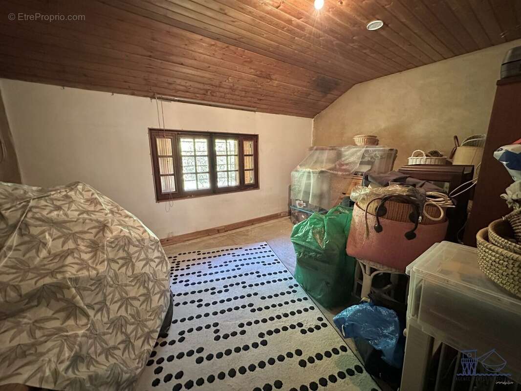 Maison 101 m² à Boutenac-Touvent  - photo 7